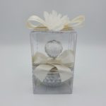 Dekorierte Glasschale mit Zuckermandeln - Kristallglas Griff und Deckel aus Silber