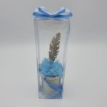 Dekorierte Kerze mit Quasten und Metallfeder Griff aus Silber/Gold – Bild 2