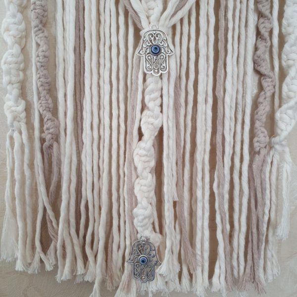 Makramee Wandbehang mit verschiedenen Holzmotiven – Bild 3