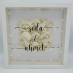 Personalisierter Bilderrahmen "Pfingstrosen" mit LED