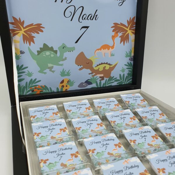 Schokoladenbox Dinosaurier Land 1