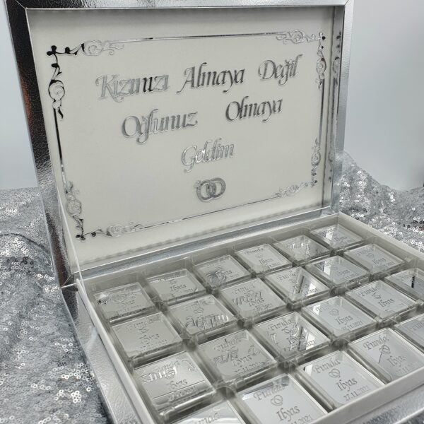 Kiz Isteme Cikolatasi Pleksi 2