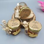 Honiggläser Gastgeschenk mit Biene und Honiglöffel 3