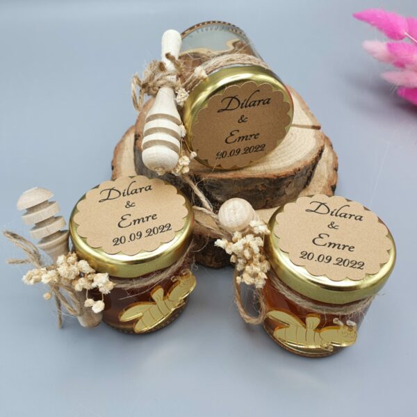 Honiggläser Gastgeschenk mit Biene und Honiglöffel 3