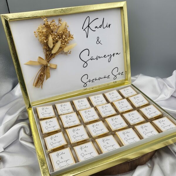 Personalisierte Schokobox moderne Signatur 3