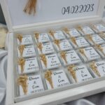 Schokoladenbox mit Trockenblumen Schleierkraut (3)