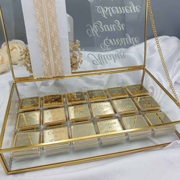 Elegante Schokobox aus Glas mit Spiegelplexiglas – Bild 2