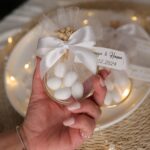 Personalisierte Zuckermandeln im Tüll mit Trockenblumen & Schleife – Bild 3